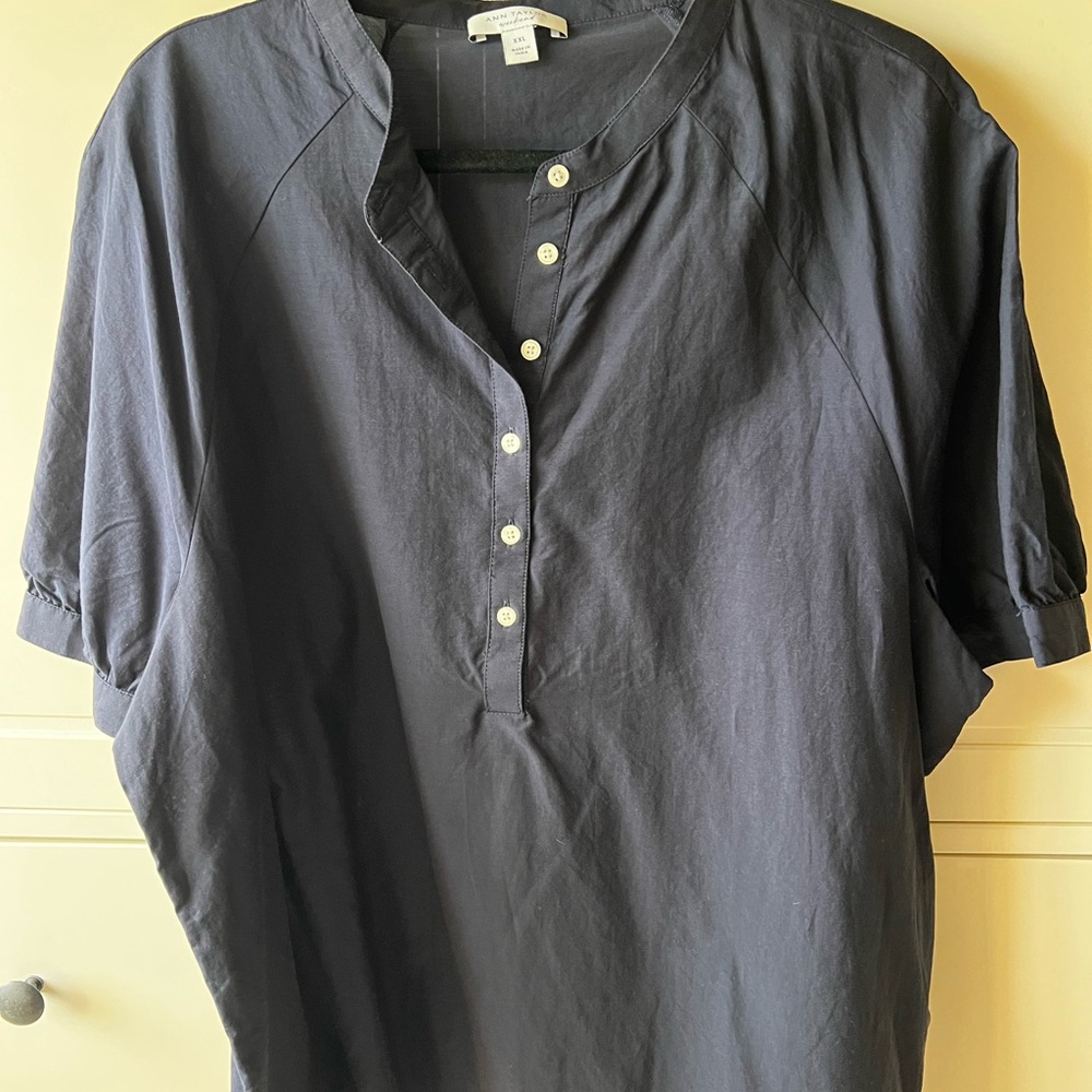 Ann Taylor Women's Navy Short-Sleeve Button-Down Henley Shirt